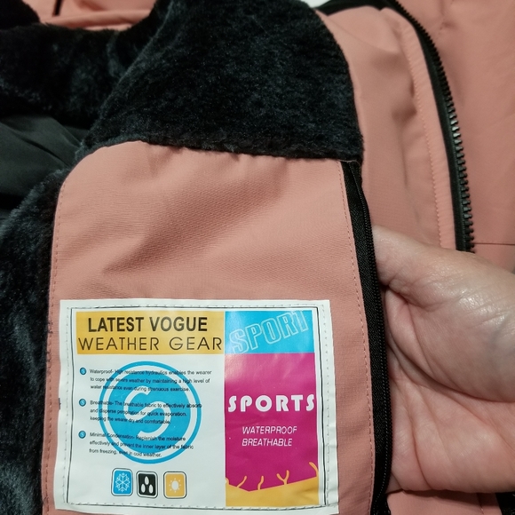 Moerdeng ski jacket - Picture 15 of 16